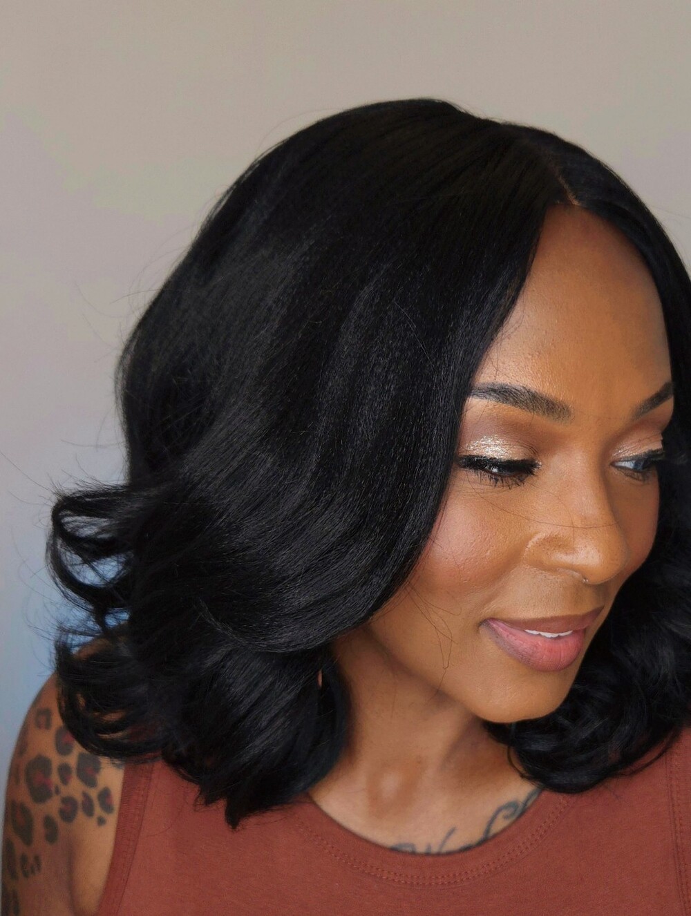 Shake N Go Harmony Glueless 5" Part HD Lace Wig - AZURA - Picture 6 of 7